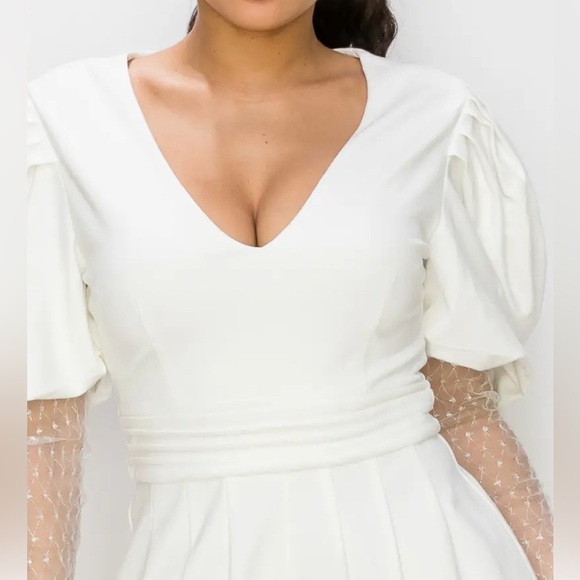 CHIC LONG SLEEVE WITH PUFF SLEEVE PLEATED FRONT ROMPER WHITE NEW NWT SZ S mesh - Picture 3 of 12